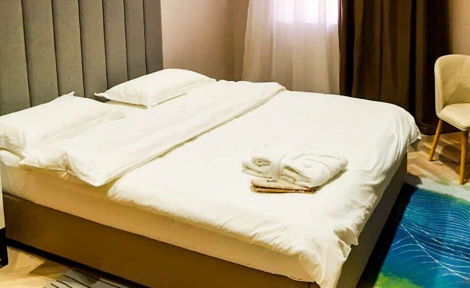 deluxe-queen-room-termez-palace-hotel-spa